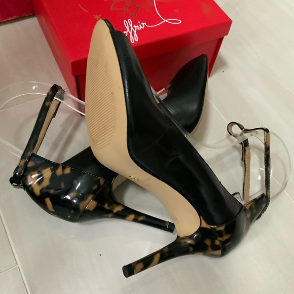 Ann Taylor Sandals - Picture 8 of 10